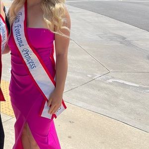 Size small pink strapless dress